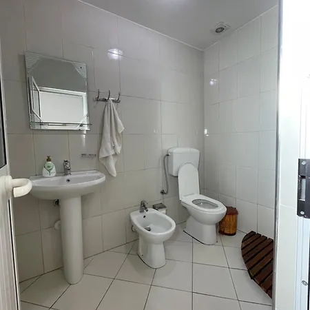 Resort Kompleksi Zorgji *