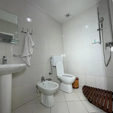 Kompleksi Zorgji Resort *