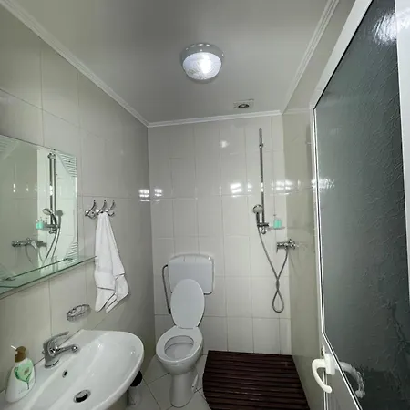 Kompleksi Zorgji * Тети