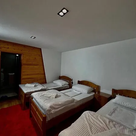 Kompleksi Zorgji Resort Theth