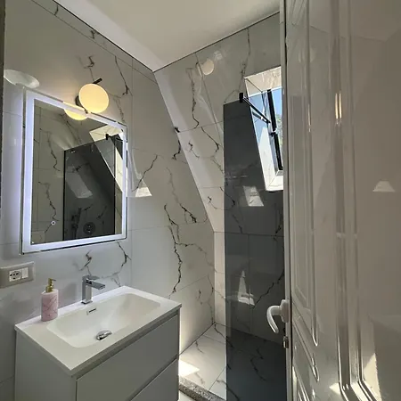 Resort Kompleksi Zorgji *