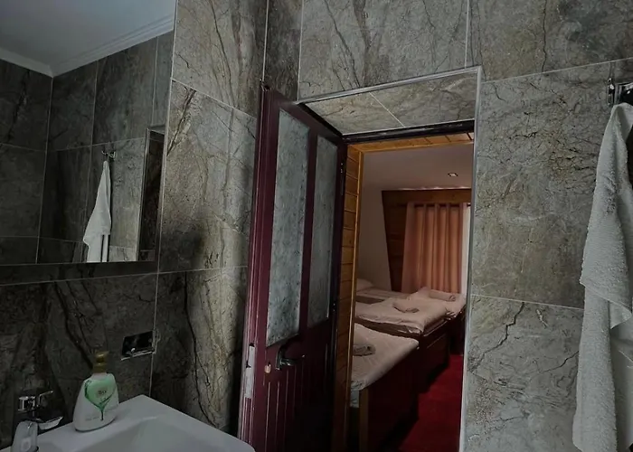 Resort Kompleksi Zorgji *