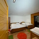 Resort Kompleksi Zorgji *