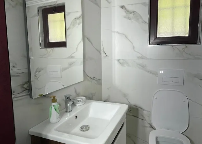 Kompleksi Zorgji * Theth